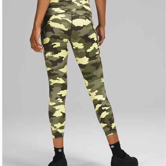 Fast and Free High-Rise Crop 23" Camo Crispin Green - Picture 2 of 6